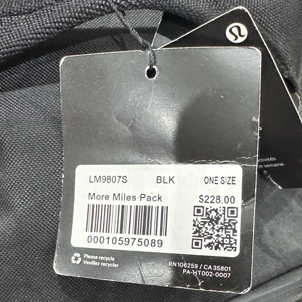 Lululemon more miles Men's Black Travel Backpack - Sleek Urban Carry